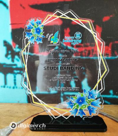 Plakat Akrilik UV Print 5mm 3 Digital Merchandise